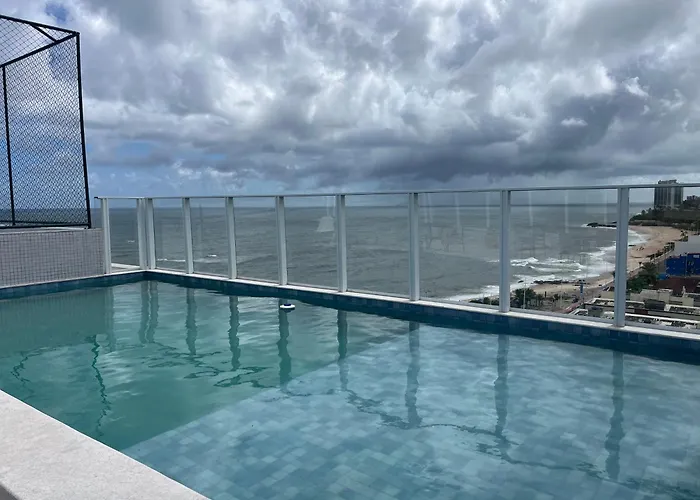 Apartamento Novo E Com Vista Para O Mar De Amaralina Com Garagem!