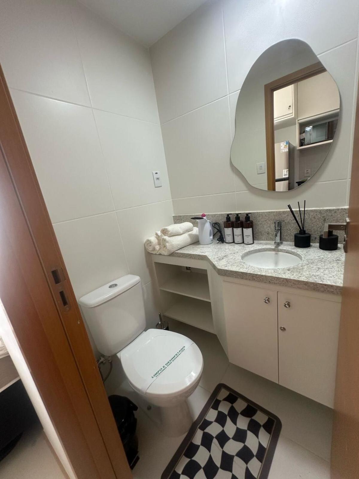 Apartamento Novo E Com Vista O Mar De Amaralina Com Garagem! *