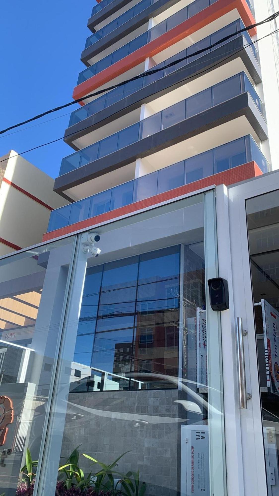Apartamento Novo E Com Vista O Mar De Amaralina Com Garagem! *
