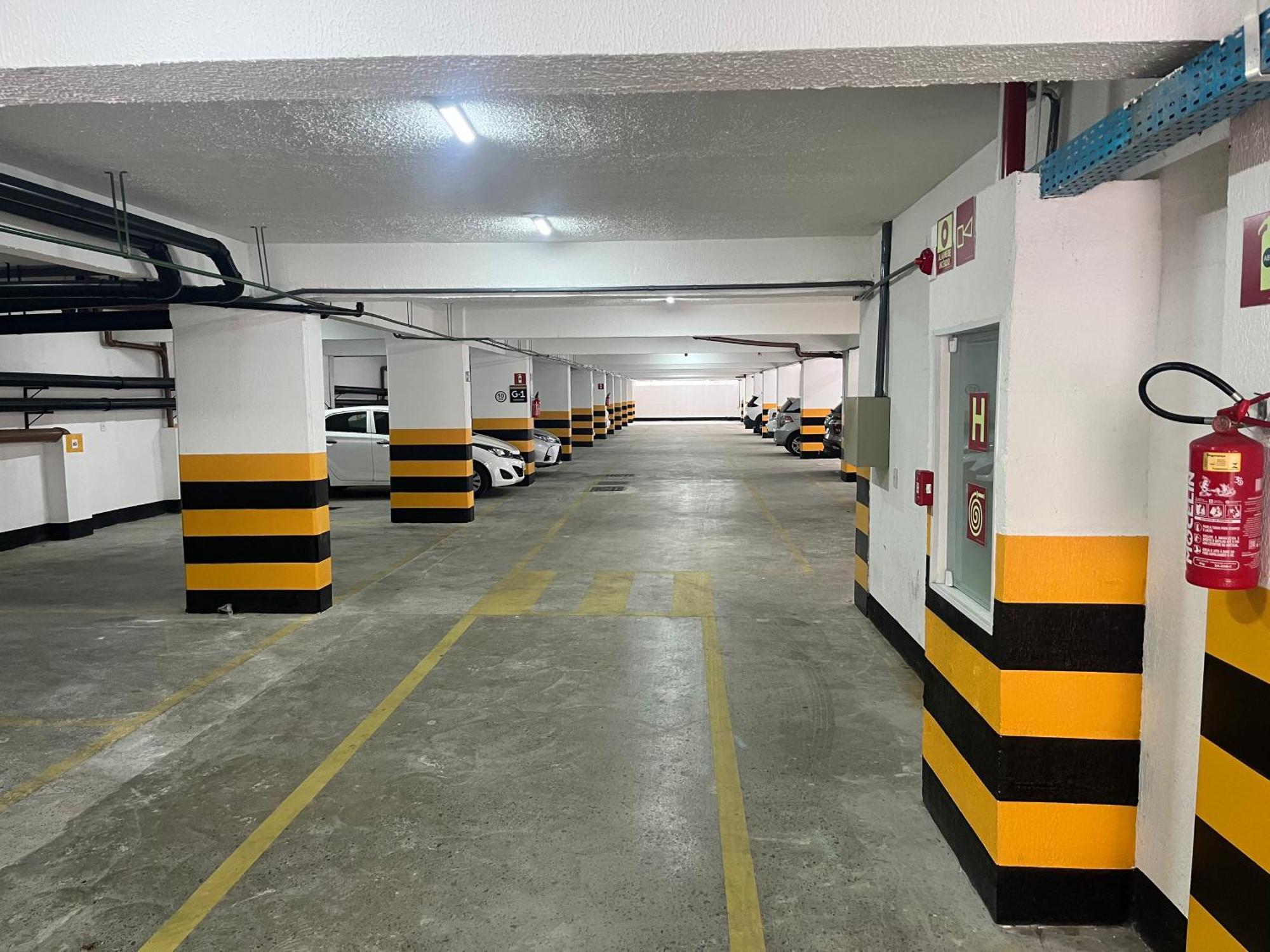 Apartamento Novo E Com Vista O Mar De Amaralina Com Garagem! Salvador